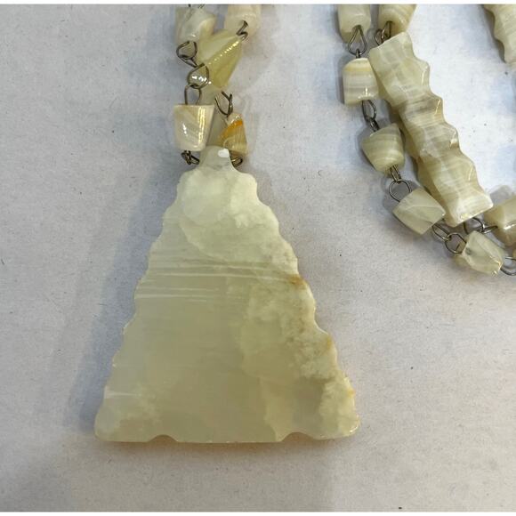 Hand Carved Quartz Beaded Necklace 13" Triangle Pendant 2.25 x 1.75" White/Tan - Picture 4 of 6